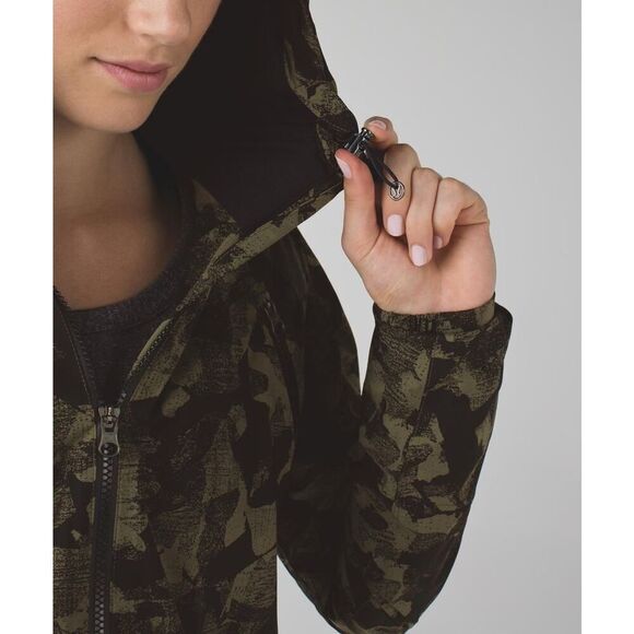 Lululemon Rise & Shine Jacket II - Size: 6 - Picture 14 of 16